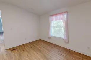 17 Winter Dr, Farmingdale, ME 04344 - Photo 11
