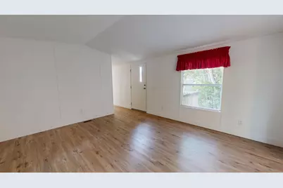 17 Winter Drive, Farmingdale, ME 04344 - Photo 5