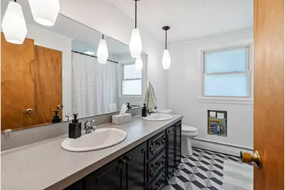 10 East Avenue, Lisbon, ME 04252 - Photo 23