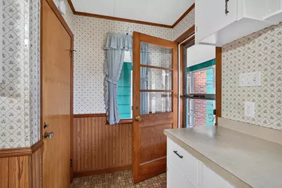 135-137 Oxford Avenue, Rumford, ME 04276 - Photo 17