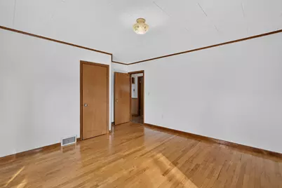 135-137 Oxford Avenue, Rumford, ME 04276 - Photo 23