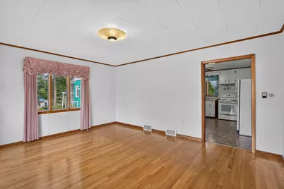 135-137 Oxford Avenue, Rumford, ME 04276 - Photo 11