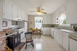 14 Bruce St, Machias, ME 04654 - Photo 15