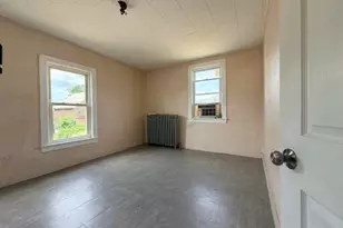 5 Cottage St, Lewiston, ME 04240 - Photo 17