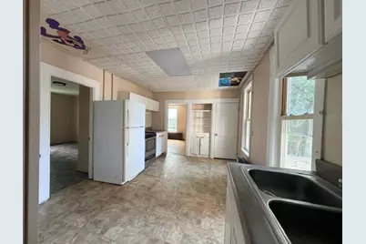 5 Cottage Street, Lewiston, ME 04240 - Photo 3