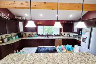 432 Auburn Rd, Peru, ME 04290 - Photo 11