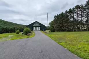 432 Auburn Rd, Peru, ME 04290 - Photo 91