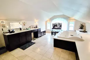 432 Auburn Rd, Peru, ME 04290 - Photo 43