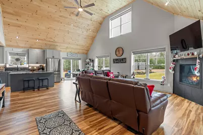 145 E Pond Road, Nobleboro, ME 04555 - Photo 17