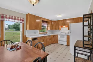 629 Range Rd, Dover Foxcroft, ME 04426 - Photo 9