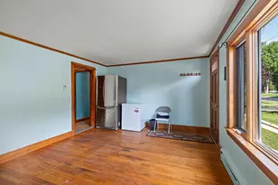 34 Franklin St, Waterville, ME 04901 - Photo 9