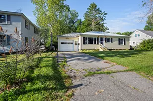 34 Franklin St, Waterville, ME 04901 - Photo 1