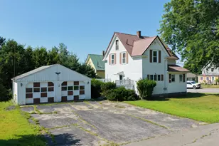 25 Birch St, East Millinocket, ME 04430 - Photo 1