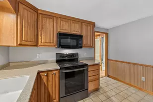 16 Beacon Ave, Auburn, ME 04210 - Photo 21