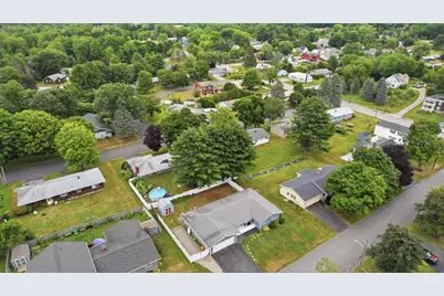 7 Champlain Avenue, Lewiston, ME 04240 - Photo 55