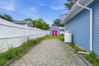 7 Champlain Avenue, Lewiston, ME 04240 - Photo 45