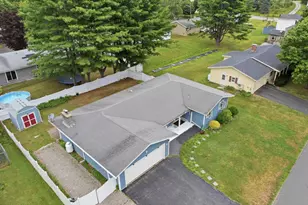 7 Champlain Ave, Lewiston, ME 04240 - Photo 51