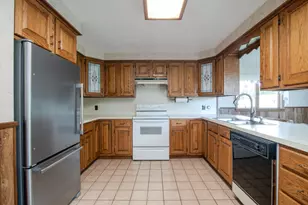 976 South St, Dayton, ME 04005 - Photo 5