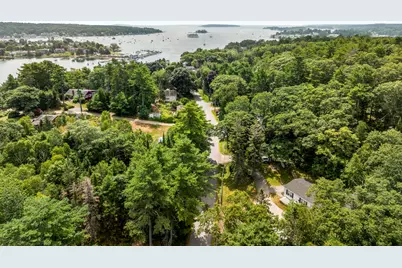 34 Williams Street, Boothbay Harbor, ME 04538 - Photo 1