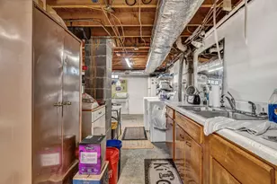180 Grove St, Bangor, ME 04401 - Photo 33