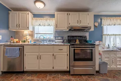 93 Main Street, Rockland, ME 04841 - Photo 5