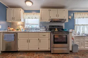 93 Main St, Rockland, ME 04841 - Photo 5