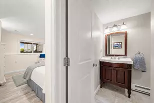 113 Perkins Cove Rd, Ogunquit, ME 03907 - Photo 19
