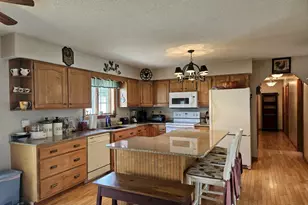 4 Robin Ct, Skowhegan, ME 04976 - Photo 19