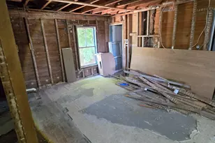 80 Park St, Livermore Falls, ME 04254 - Photo 21