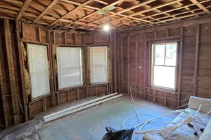 80 Park St, Livermore Falls, ME 04254 - Photo 9