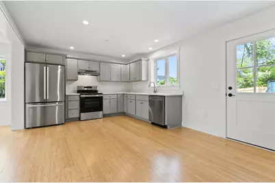 41 W Presumpscot Street #F, Portland, ME 04103 - Photo 9