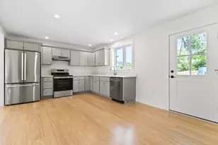 41 W Presumpscot St, Portland, ME 04103 - Photo 7