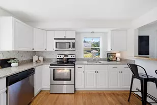 11 Idaho St, Portland, ME 04103 - Photo 9