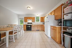 191 Melody Ln, Saint Albans, ME 04971 - Photo 9