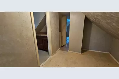 8 Carpenter Street, Presque Isle, ME 04769 - Photo 11
