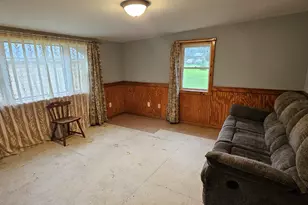 8 Carpenter St, Presque Isle, ME 04769 - Photo 5