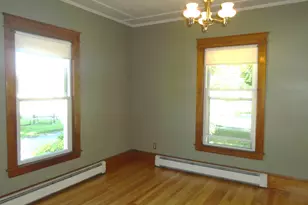 1 Hollingsworth St, Winslow, ME 04901 - Photo 9