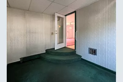 224 Eastern Avenue, Augusta, ME 04330 - Photo 17