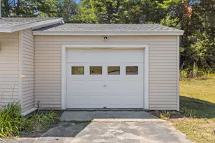 220 Congress Cir, Topsham, ME 04086 - Photo 27
