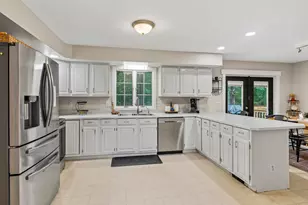 28 River Meadows Dr, Standish, ME 04084 - Photo 11
