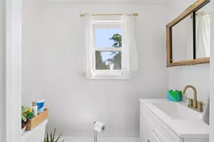 7 Edgewood St, Waterville, ME 04901 - Photo 19