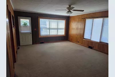 205 Bowdoin Street, Millinocket, ME 04462 - Photo 5