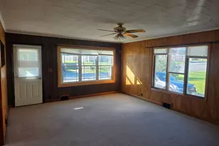 205 Bowdoin St, Millinocket, ME 04462 - Photo 7