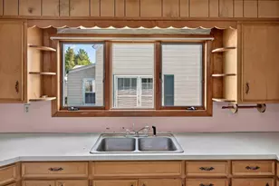 205 Bowdoin St, Millinocket, ME 04462 - Photo 7