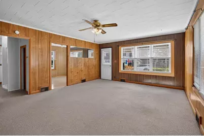 205 Bowdoin Street, Millinocket, ME 04462 - Photo 9