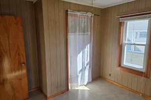 205 Bowdoin St, Millinocket, ME 04462 - Photo 13