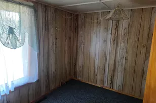 205 Bowdoin St, Millinocket, ME 04462 - Photo 17