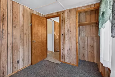 205 Bowdoin Street, Millinocket, ME 04462 - Photo 17