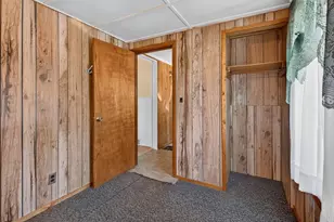 205 Bowdoin St, Millinocket, ME 04462 - Photo 17