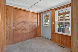 205 Bowdoin St, Millinocket, ME 04462 - Photo 13